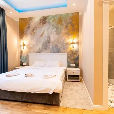 בראשוב Black Gate - Quiet Studio In The Heart Of Old Town With Free Private Secured Parking מראה חיצוני תמונה