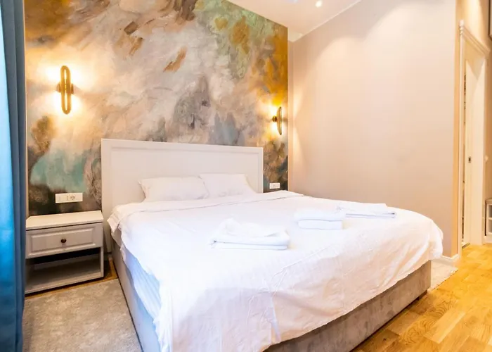 Black Gate - Quiet Studio In The Heart Of Old Town With Free Private Secured Parking