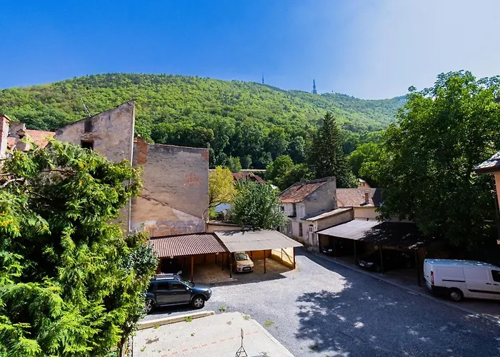 Black Gate - Quiet Studio In The Heart Of Old Town With Free Private Secured Parking