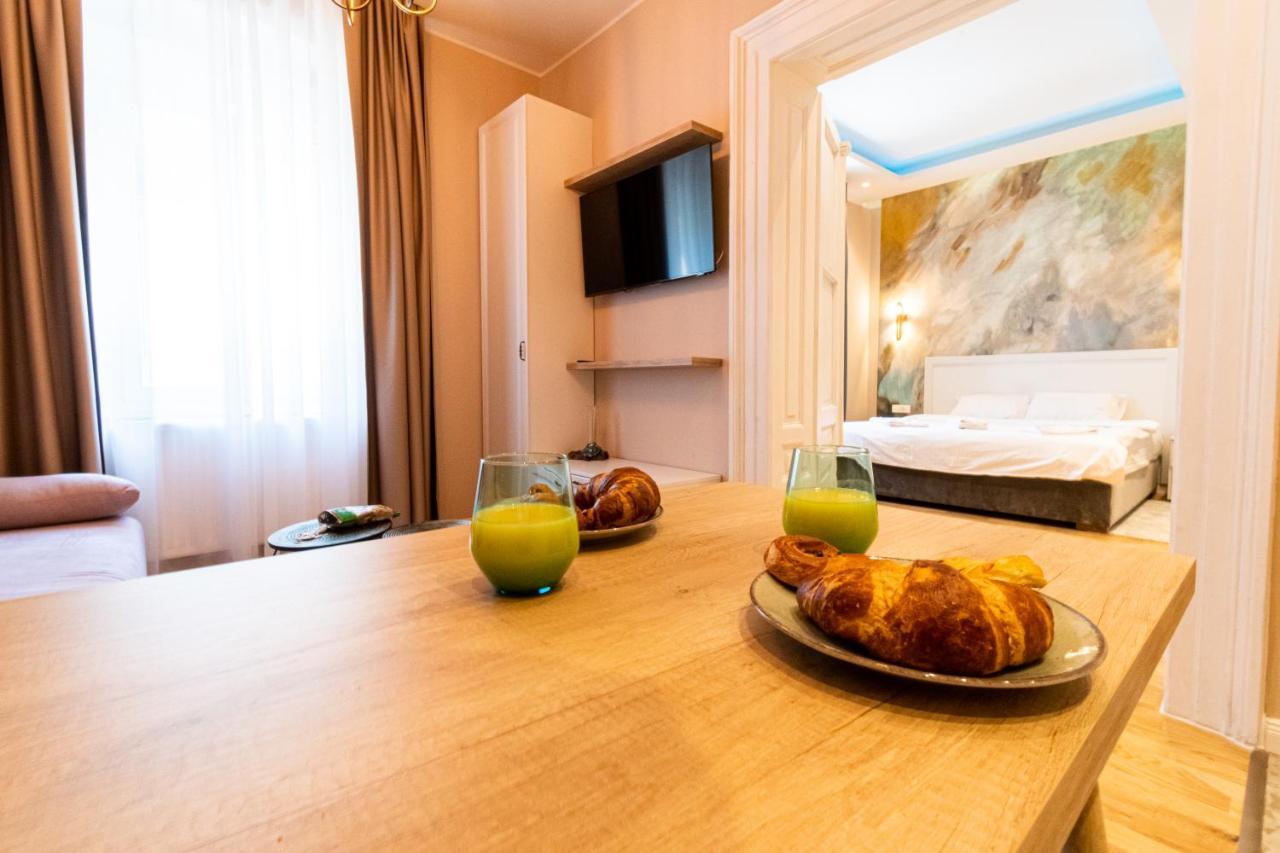 Black Gate - Quiet In The Heart Of Old Town With Free Private Secured Parking דירה