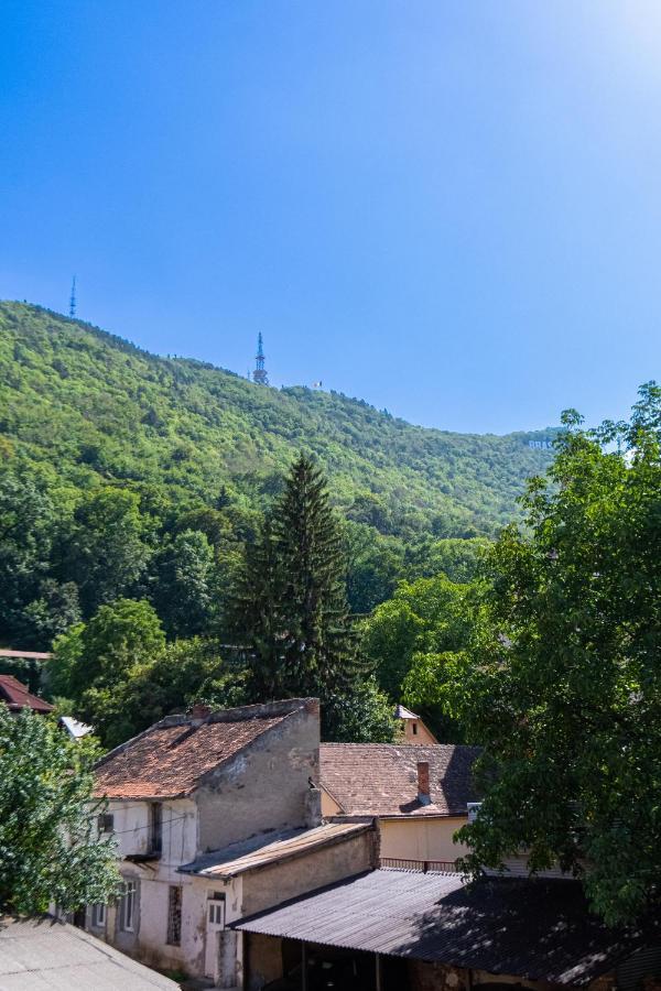 Black Gate - Quiet In The Heart Of Old Town With Free Private Secured Parking דירה *